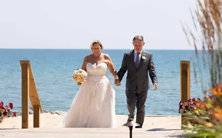 Michigan Elopements & Small Weddings 